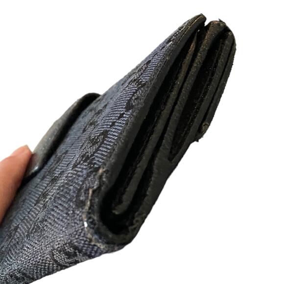 Gucci Black Authentic Monogram Canvas GG Snap Bifold Wallet - Picture 4 of 10